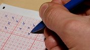 彩票中心通知男子中奖785万 6小时后道歉“搞错人了”