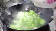 “蒜蓉生菜”还用学吗？大厨教你最简单快捷做法，清脆爽口不变色