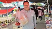 去镇上赶集买菜，做了青椒鸡蛋配上徐州特色洛馍馓子，味道绝了