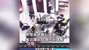 男孩一跟爸爸生气就跑交警队，一年来8次，开门坐下嗷嗷哭一气呵成