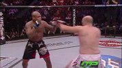 UFC-16年-格斗之夜86倒计时：状态爆发而不可收拾的罗瑟威尔-专题
