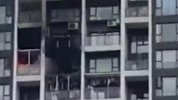 深圳一高层住宅突发火灾 有人员被困 疑是燃气爆炸