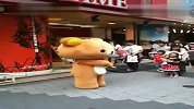 日本萌物轻松熊跳舞 超可爱
