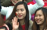 历史性杀进U23亚洲杯半决赛 越南美女球迷为球队助威