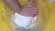 用水合法做了馒头和糖三角，家人说比原来做的更宣软蓬松，像买的