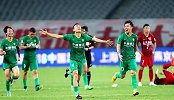 杀人诛心！国安球迷上港主场高呼：老二老二上港老二