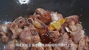 以后把排骨买回来，你就像我这样做，鲜嫩入味好吃极了