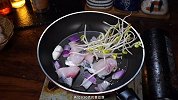黑鱼片怎么做才好吃，简单又好吃的鱼片炒黄豆芽，超级开胃