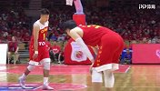 世界杯倒计时仅6天！赵睿大腿意外受伤后踉跄退场