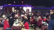 中国球迷在阿联酋聚会 这是抗韩动员会？