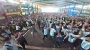 梅西进球后孟加拉国的球迷是这样庆祝的