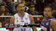 CBA-1314赛季-常规赛-第4轮-孙悦抢断快攻和马布里做一个撞墙配合孙悦上篮得分-花絮