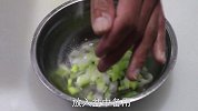 大厨教你做酱油炒饭，掌握这2个技巧，做出来酱香浓郁，颗粒分明