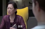 老伯问亲家拆迁会如何，结果亲家说不拆老伯瞬间发怒