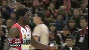 CBA-1314赛季-常规赛-第12轮-杰特右翼突破投篮命中 同时造成了王骁辉犯规-花絮