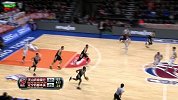 CBA-1516赛季-常规赛-第9轮-哈德森妙传韩德君 功夫熊猫灵巧小拉杆上篮得分-花絮