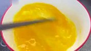 蒸鸡蛋羹用冷水还是热水？教你正确做法，出锅比豆腐还嫩滑