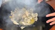 福建农村90后自榨山茶油来焖土鸡，调味只下酱油和盐巴却异常美味