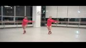 YouTube精选2011极品搞笑第二名： All I Want For Xmas is   You！超搞笑双人舞