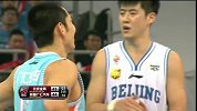 CBA-1314赛季-季后赛-总决赛-第3场-李学林被犯规后直捣黄龙 强行上篮得分-花絮