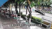 路面现大坑，轿车直接原地“起飞”！车主讲述惊魂一刻，官方回应