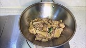 教你大盘鸡的家常做法，步骤详细，鲜嫩不柴下酒又下饭