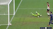 第25分钟首尔球员高光民射门 - 打偏