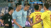 秦升开场获破门良机 门前无人防守一脚踢飞