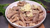 “柠檬鸡爪”还是这样做好吃，50岁老保姆教你，酸辣爽口味道香