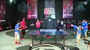 篮球-13年-罗斯中国行：罗斯同粉丝切磋乒乓球技 姿势有模有样却遭扣杀-新闻