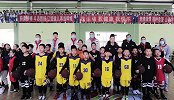辽篮走进鞍山市山南小学全纪录 杨鸣携郭艾伦张镇麟等队员出席