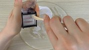 用史莱姆、指甲油、闪粉给透泰染色，无硼砂，简单又治愈