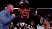 UFC-14年-UFC Fight Night 57赛后：巴博萨获胜后擂台采访-专题