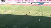申鑫左路平趟到禁区 无奈防守人员密集错失打门良机
