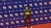 篮球-17年-直击各明星红毯秀 袁姗姗微笑动人陈柏霖显帅气-专题