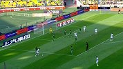 富力连续围攻国安球门 唐淼外围抽射高射炮