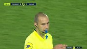 第73分钟斯特拉斯堡球员吉库黄牌