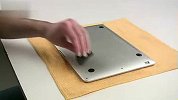 真正果粉教你如何给Macbook Air贴保护膜！