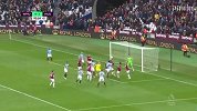 下半场补时第4分钟哈德斯菲尔德球员勒费射门