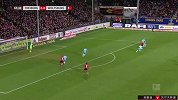 第66分钟弗赖堡球员绍洛伊射门 - 打偏