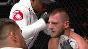 UFC-18年-格斗之夜134 次中量级 罗伯特斯VS扎瓦达-单场