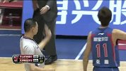CBA-1415赛季-常规赛-第6轮-杜比强突破3人上篮命中2+1（新疆vs天津）-花絮