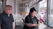 河北这家店的羊肠汤，其味道一流，顾客排队等着吃！