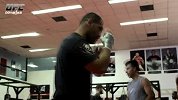 UFC-15年-《Countdown to UFC188》中文版EP1：维拉斯奎兹vs温顿-专题