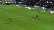 第51分钟亚眠球员奥特罗射门 - 打偏