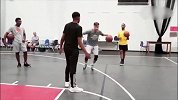 听不懂没关系 NBA训练师实战技巧教学