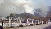 拍客-20120402-清明节居民烧纸引发百亩山林大火+