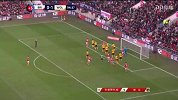 下半场补时第4分钟布里斯托城球员奥道达射门