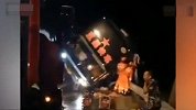 广东阳江一大巴高速侧翻致7死11伤 核载44人实载47人