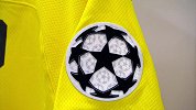 多特更衣室掠影：桑乔7号球衣C位 罗伊斯遗憾无缘